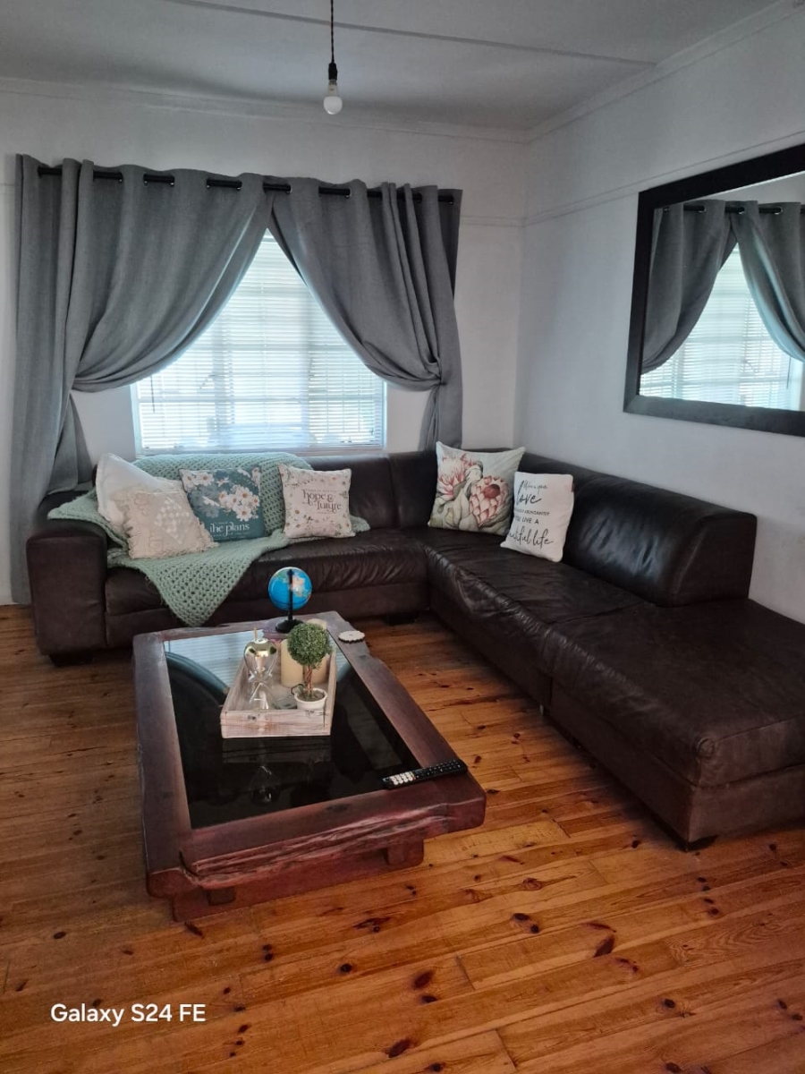 2 Bedroom Property for Sale in Richmond Northern Cape